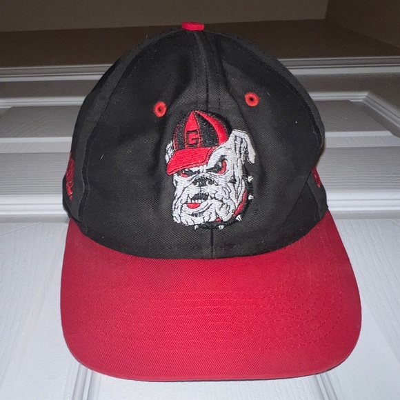 Vintage UGA Bulldogs circa late 80s, Snapback Style Hat by Logo 7 - Picture 1 of 10